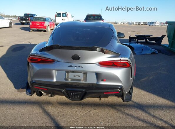 WZ1DB0C09MW033638 2021 TOYOTA GR SUPRA Silver 