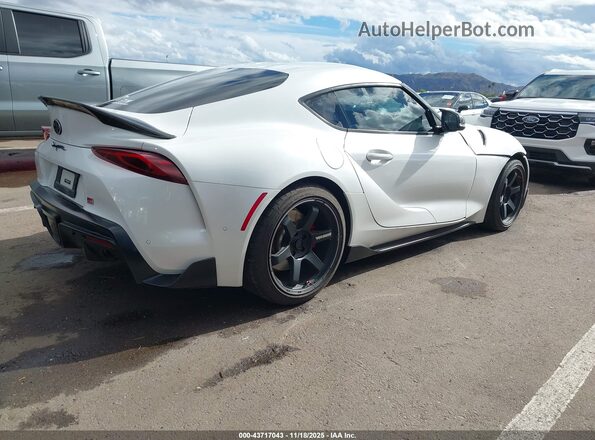 WZ1DB4C03LW020471 2020 TOYOTA GR SUPRA White Rear right