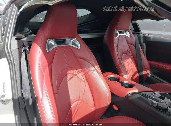 WZ1DB4C03LW020471 2020 TOYOTA GR SUPRA White VIN sticker view