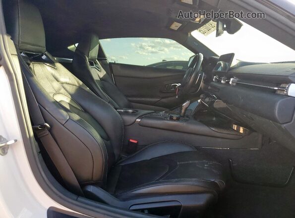 WZ1DB4C09LW031359 2020 TOYOTA SUPRA Белый Вид задних сидений