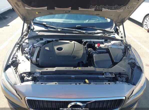 YV1102EK8L2376930 2020 VOLVO V60 Gold Հետևի տեսք