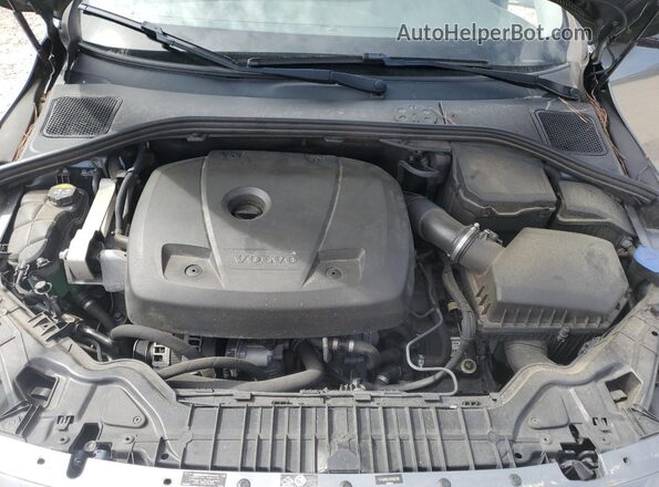 YV140MEK1H1365788 2017 VOLVO V60 Gray Rear interior view