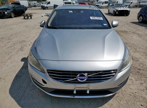 YV140MEKXG1291852 2016 VOLVO V60 Silver Widok z przodu