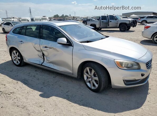 YV140MEKXG1291852 2016 VOLVO V60 Silver Przód prawy