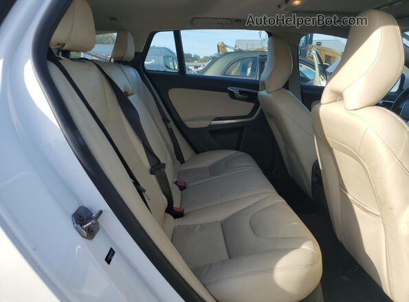 YV140MEM2H1351240 2017 VOLVO V60 Белый Вид задних сидений