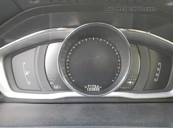 YV140MEM2H1351240 2017 VOLVO V60 Белый Вид щитка приборов