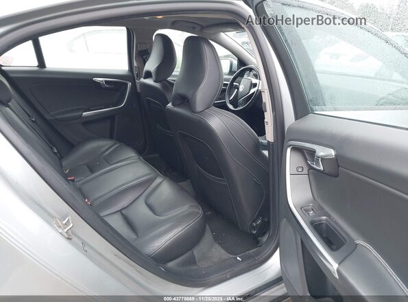 YV140MTL2H2431612 2017 VOLVO S60 Silver 