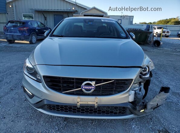 YV140MTLXH2438548 2017 VOLVO S60 Серебряный Вид спереди