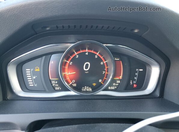 YV140MTLXH2438548 2017 VOLVO S60 Серебряный Вид щитка приборов