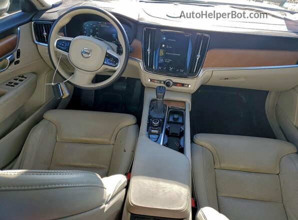 YV1A22ML8H1005557 2017 VOLVO S90 Gray Առջևի վահանակի տեսք