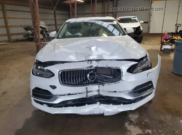 YV1A22MLXH1017077 2017 VOLVO S90 Белый Вид спереди