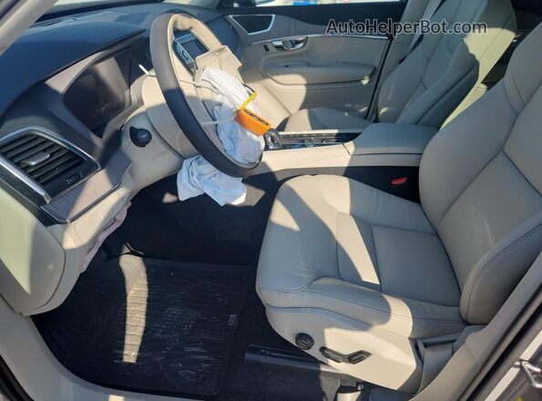 YV4062PJ3S1333358 2025 VOLVO XC90 Silver წინა სალონის ხედი