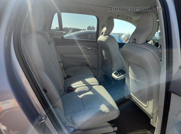 YV4062PJ3S1333358 2025 VOLVO XC90 Silver უკანა სალონის ხედი
