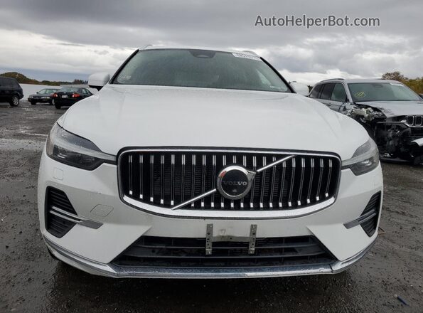 YV4062RL7N1983040 2022 VOLVO XC60 White წინა ხედი