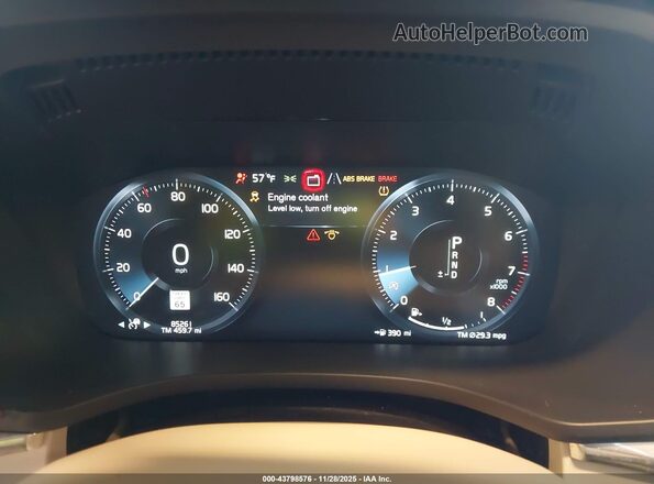 YV4102DL6M1856341 2021 VOLVO XC60 White Հետևի նստատեղերի տեսք