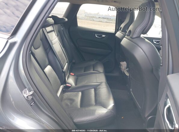 YV4102RK7L1421763 2020 VOLVO XC60 Silver 