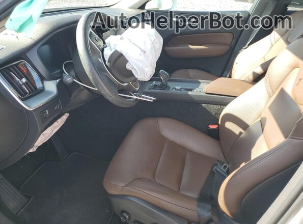 YV4102RKXJ1077228 2018 VOLVO XC60 Белый 