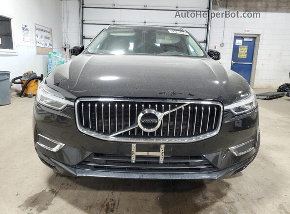 YV4102RL8J1096241 2018 VOLVO XC60 Черный Вид спереди