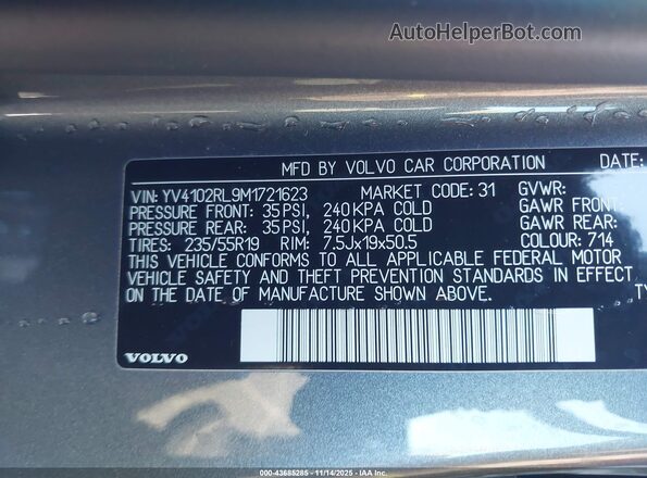 YV4102RL9M1721623 2021 VOLVO XC60 Silver Widok komory silnika