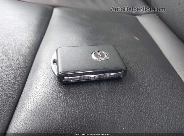 YV4162UKXM2455746 2021 VOLVO XC40 Black 