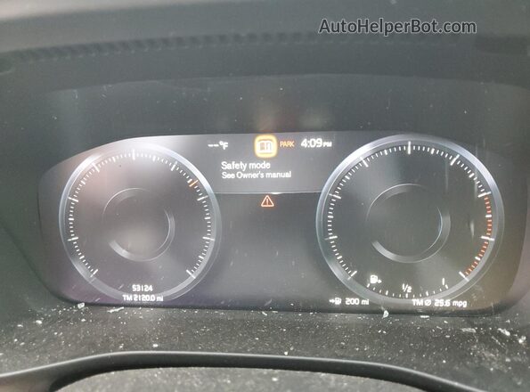 YV4162UL4M2478514 2021 VOLVO XC40 White Instrument cluster view
