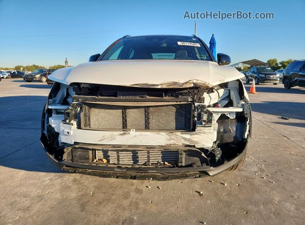YV4162UM8M2499388 2021 VOLVO XC40 White Widok z przodu