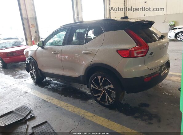 YV4162UM9M2608943 2021 VOLVO XC40 White Задня ліва чверть