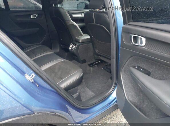 YV4162UMXM2492877 2021 VOLVO XC40 Синий 