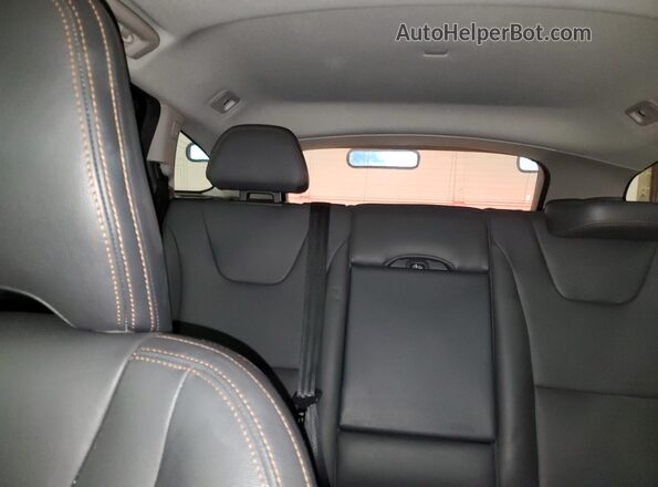 YV440MWK2H1030301 2017 VOLVO V60 Black Widok tylnych siedzeń