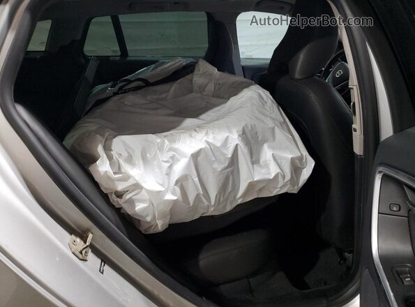 YV440MWK3H1039525 2017 VOLVO V60 Серебряный Вид задних сидений