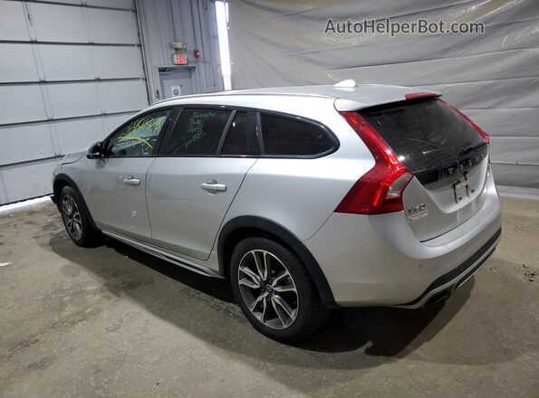 YV440MWK3H1039525 2017 VOLVO V60 Серебряный Задняя левая четверть