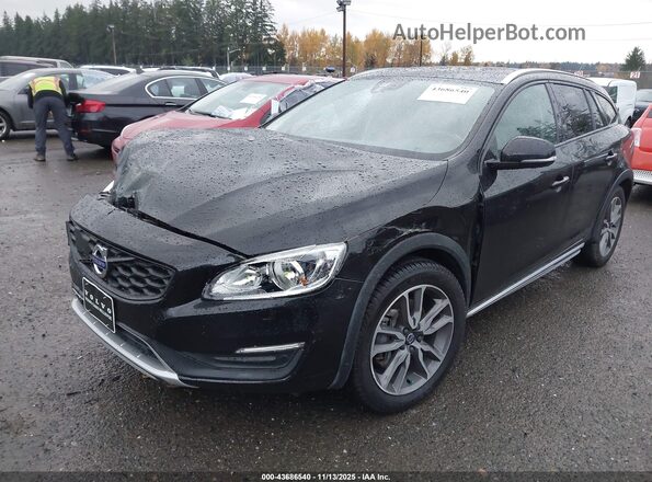 YV440MWK7J2054092 2018 VOLVO V60 CROSS COUNTRY Black Front left