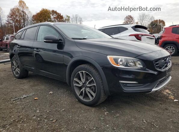 YV440MWKXH1029624 2017 VOLVO V60 Black Front right