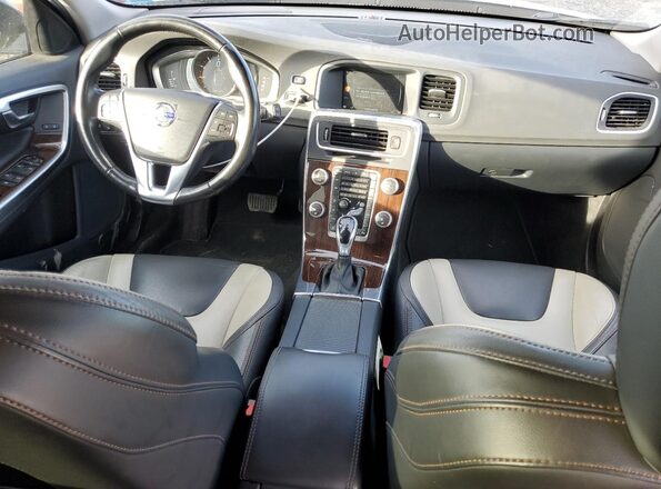 YV440MWM2H1031708 2017 VOLVO V60 Silver 