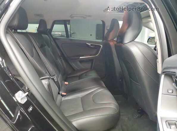 YV4612HM3G1013644 2016 VOLVO V60 Black Widok tylnych siedzeń