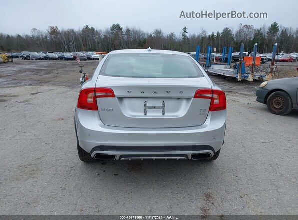 YV4612UM5G2000653 2016 VOLVO S60 CROSS COUNTRY Серебряный 