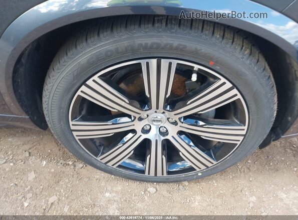 YV4A22PL6M1732267 2021 VOLVO XC90 Blue Widok zestawu wskaźników