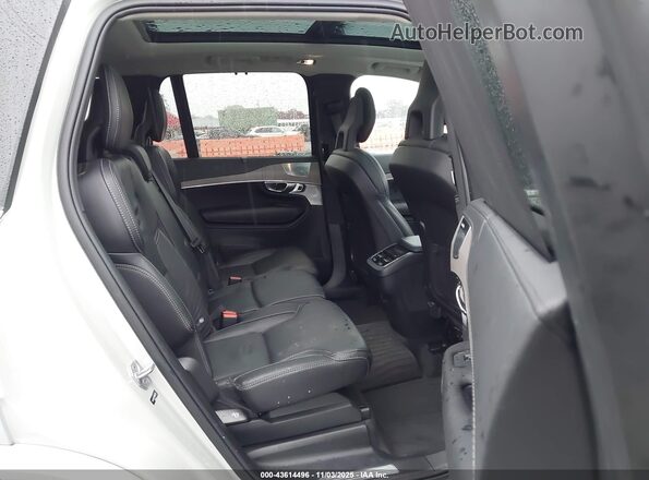 YV4A22PL7N1805292 2022 VOLVO XC90 White VIN sticker view