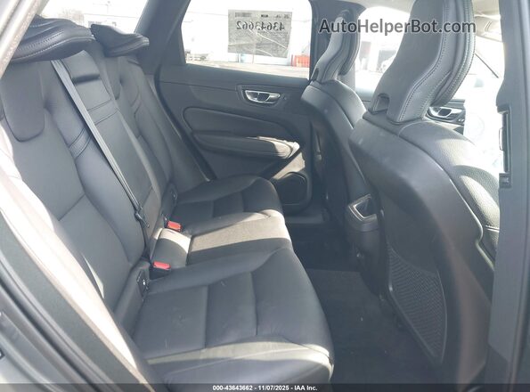 YV4A22RK7L1410322 2020 VOLVO XC60 Gray VIN sticker view