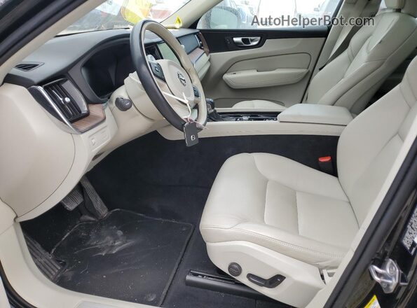 YV4A22RKXM1777166 2021 VOLVO XC60 Black წინა სალონის ხედი