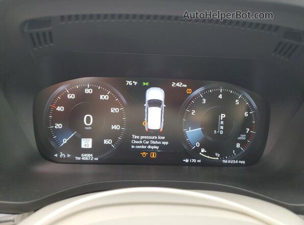 YV4A22RKXM1777166 2021 VOLVO XC60 Black ხელსაწყოთა პანელის ხედი