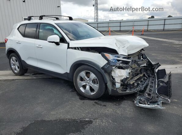 YV4AC2HK3K2124054 2019 VOLVO XC40 White Передня права чверть