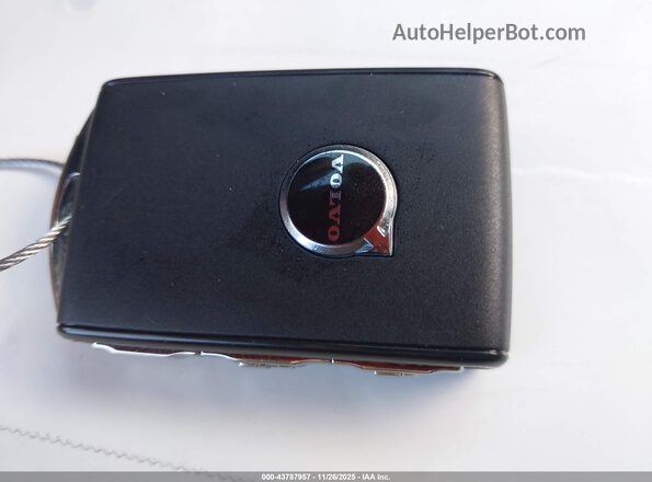 YV4AC2HK7L2262164 2020 VOLVO XC40 Серый Вид панели приборов