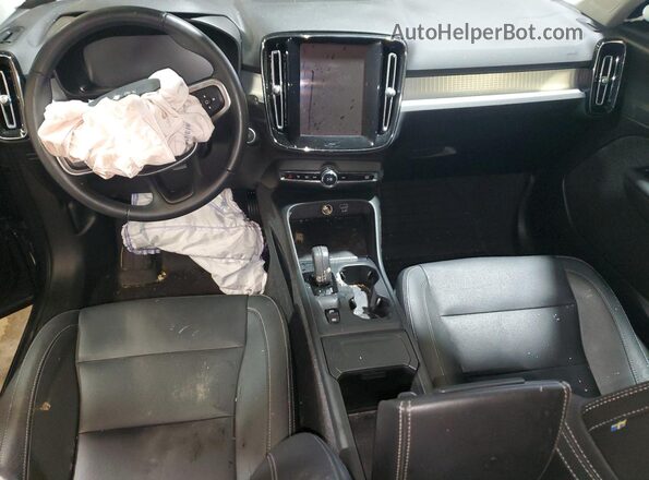YV4AC2HK8M2556481 2021 VOLVO XC40 Blue 
