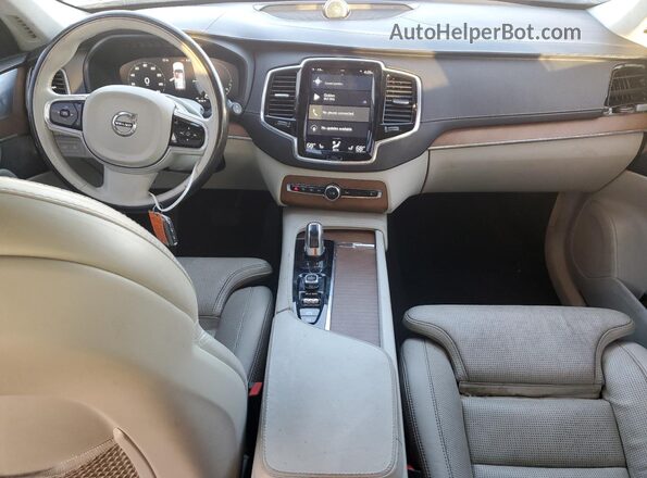 YV4BC0PL6H1184220 2017 VOLVO XC90 White Вид панелі приладів