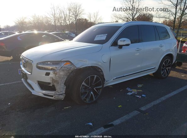 YV4BR00KXM1767349 2021 VOLVO XC90 RECHARGE PLUG-IN HYBRID White Przód lewy