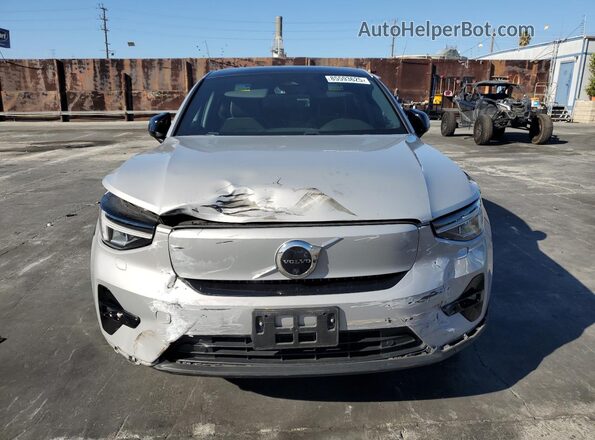 YV4ED3GL2P2056206 2023 VOLVO C40 Silver Вид спереду