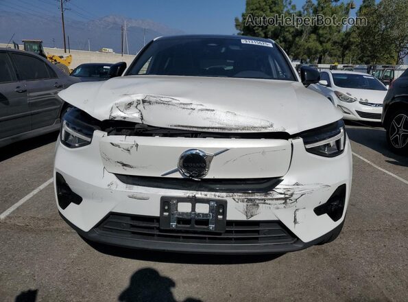 YV4ED3GL3P2041827 2023 VOLVO C40 White წინა ხედი