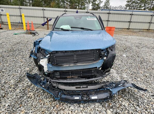 YV4ED3UW9P2941243 2023 VOLVO XC40 Blue Vista frontal