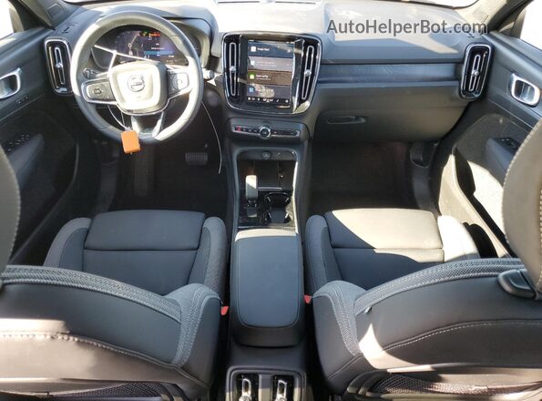 YV4ER3GK5R2107063 2024 VOLVO C40 Gray Widok deski rozdzielczej
